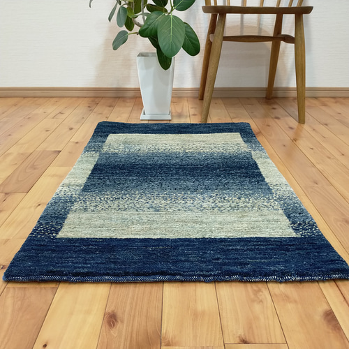 夏は涼しく冬は暖かいオールシーズンラグ ガゼニラハット インディコ