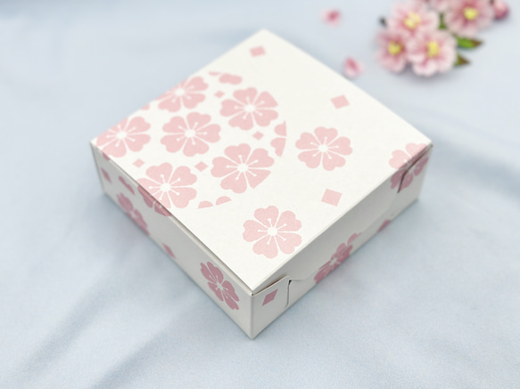 大人レッド　浴衣や着物に　彼岸花の髪飾り　羽二重/つまみ細工  浴衣　着物　和装　夏まつり　花火　和  秋　曼珠沙華　赤 8枚目の画像