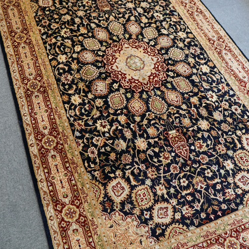 256×148cm【パキスタン手織り絨毯】 カーペット・絨毯・ラグ・マット