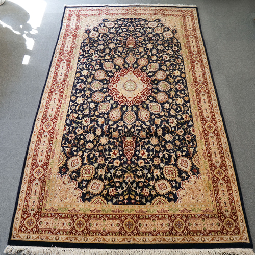 256×148cm パキスタン手織り絨毯 ペルシャ 256×148cm パキスタン手織り絨毯 ペルシャ 【公式通販】