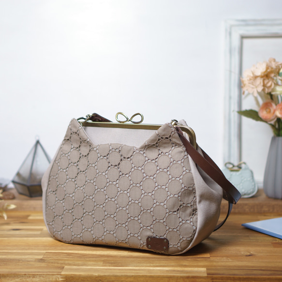 モカ・アズネコ・がま口バッグ or アズネコ がま口バッグ こげ茶 25mm幅 14時頃 16時頃 18時頃 20時頃 21時頃