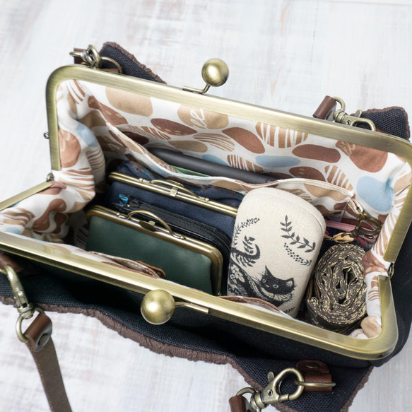 モカ・アズネコ・がま口バッグ or アズネコ がま口バッグ こげ茶 25mm幅 14時頃 16時頃 18時頃 20時頃 21時頃