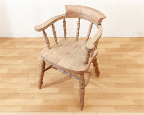 美品 カリモク 木製 ブナ材 キャプテンチェア アームチェア ウィンザーチェア SC1K_fc47e4c7-b0a2-4a94-bfad-