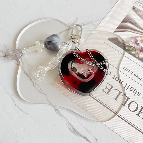 ダブルハートシェイカー レジン キーホルダー 天然石 ブラック 黒