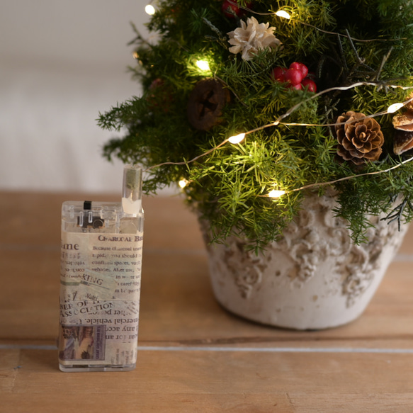 赤い実が灯る大人のクリスマスツリー＊32cm＊プリザーブド卓上サイズ 11枚目の画像