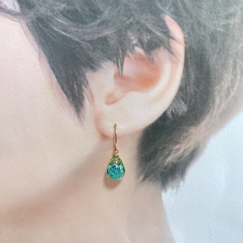 薔薇ビジュー♡ ねこちゃんリトルウッズレジン ピアス/イヤリング