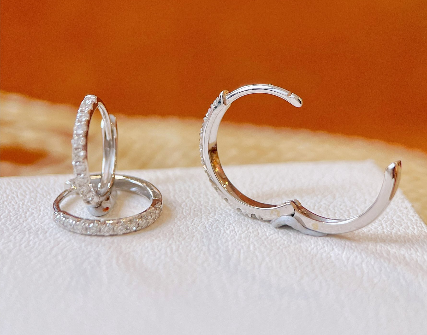 天然ダイヤモンドピアス10mm　k18