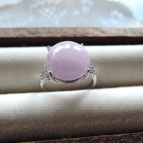 超高品質！クンツァイト12mm 超高品質！クンツァイト12mm クンツァイト｜品質と選び方