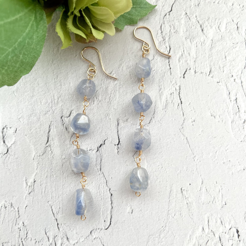 デュモルチェライトインクォーツ　ピアス　2 個 デュモルチェライトインクォーツのピアス