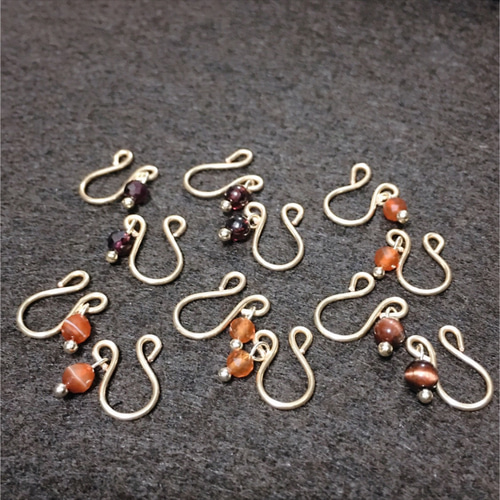 14k Madi K Heart Post Earrings GK983 | eBay