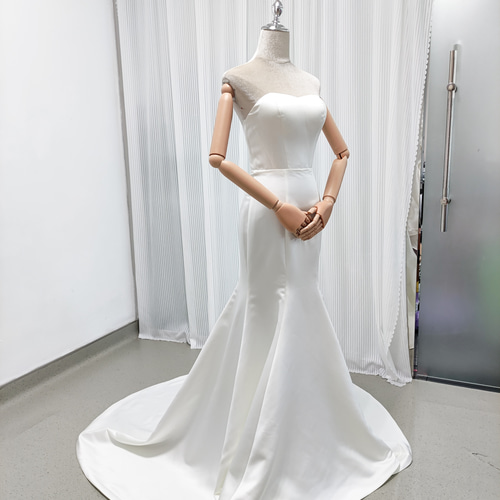 送料無料！パーティードレス ベアトップ 編み上げ マーメイドライン  