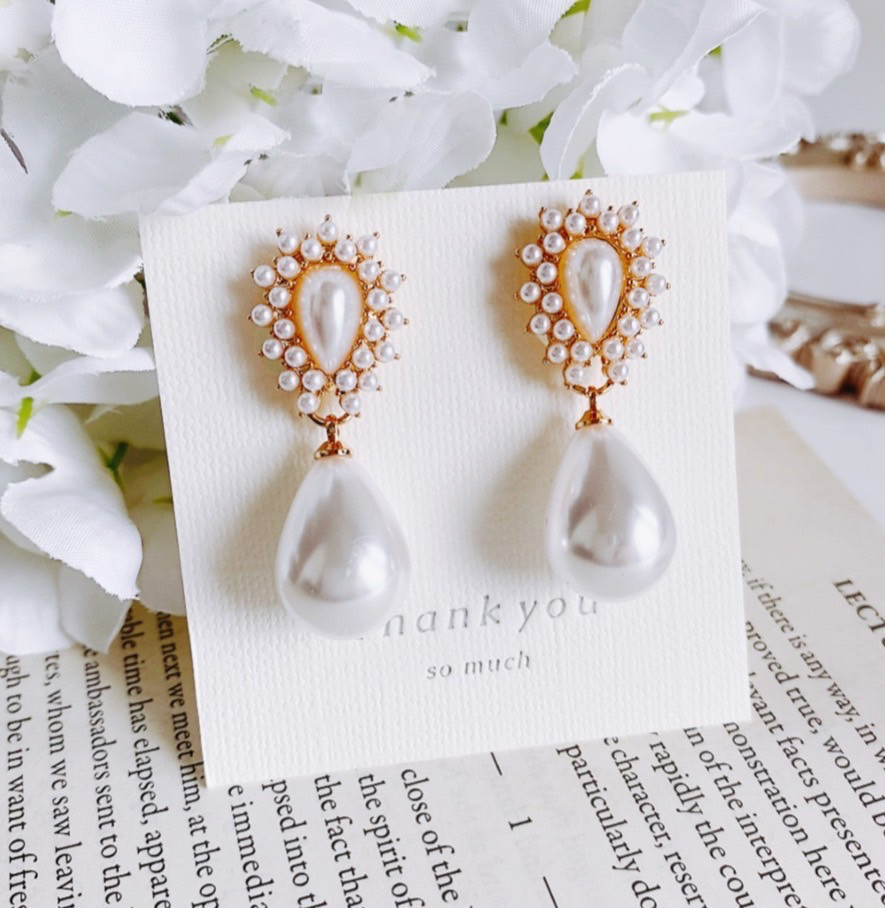 フォクシー 2022 イヤリング 短かっ お花パール 