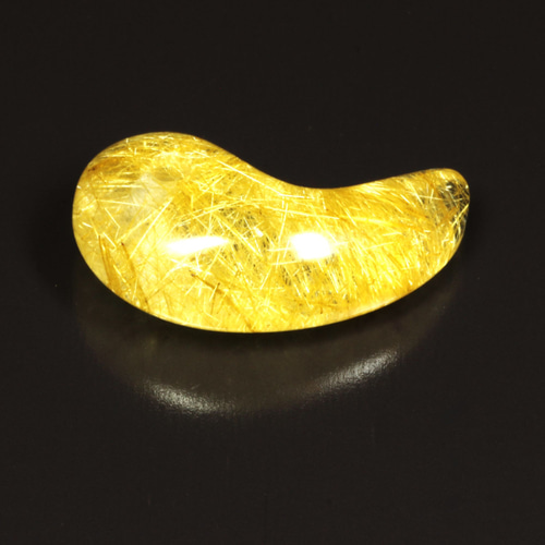 神秘のエネルギー】一点物 ゴールドルチルクォーツ 勾玉 Mr150