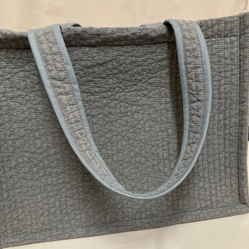 ヌビトートバッグ スクエア 4色 A4サイズ 内側ポケット•Dカン付 ヌビ