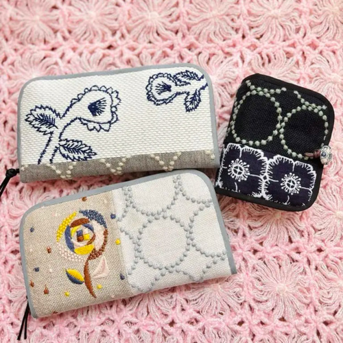 mina perhonen 生地使用*:.⚮̈ラウンドファスナー長財布 sand rose*sky  