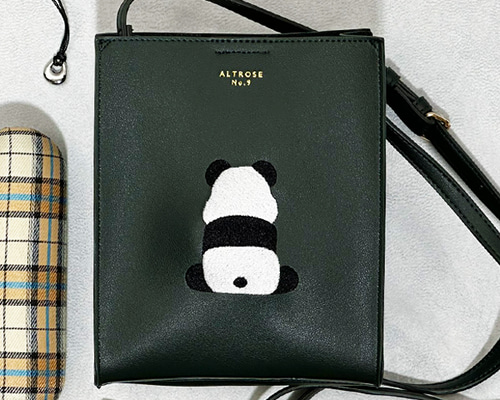 選べる4色展開】【秋冬の装い】背中パンダの刺繍 フェイクレザー ミニ