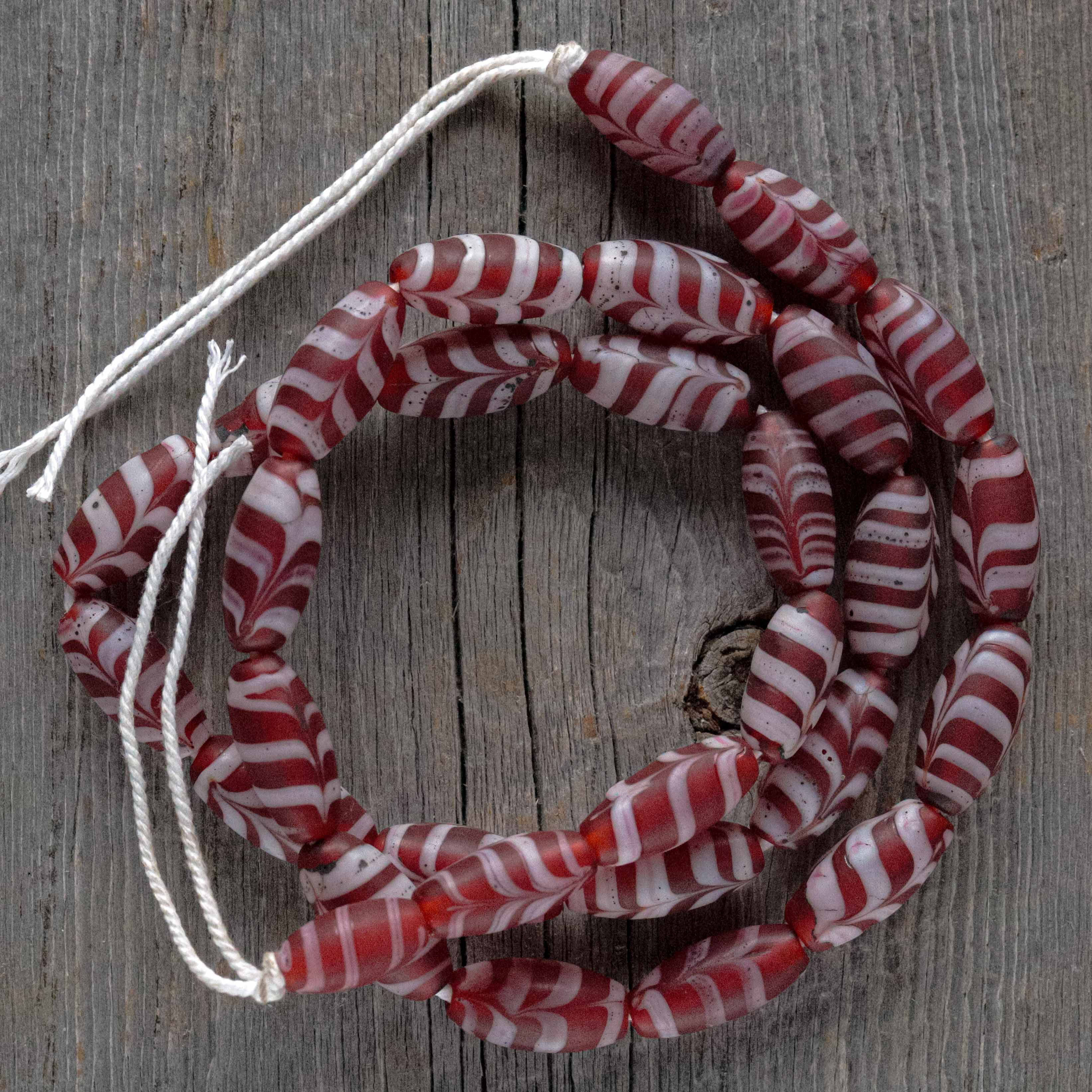 ＊vintage feather beads