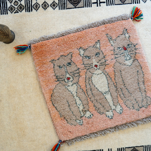 40×40cm【ペルシャ絨毯 手織りギャッベ】アマレ族ギャッベ