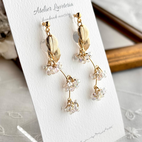 チェコビーズを使ったイヤリングとネックレスのセットアップコーデ おめかし系アクセサリーキット チェコビーズの8連ネックレス