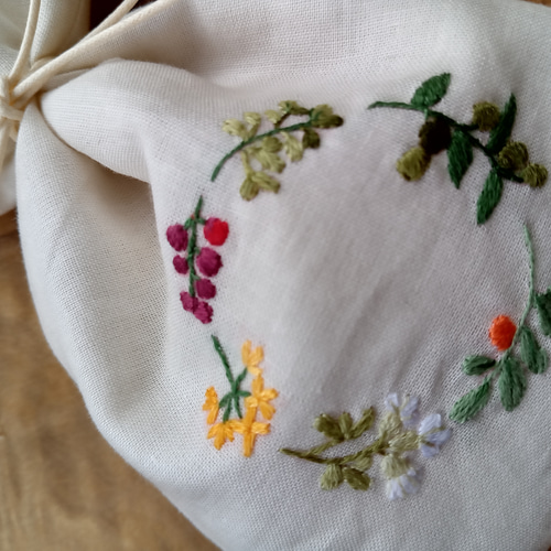 手刺繍❇ラベンダー・サシェ その他インテリア雑貨 Lavender 〜森の