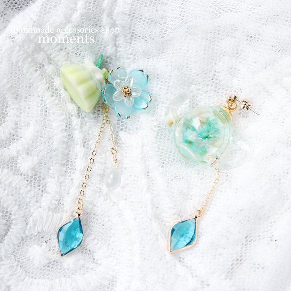 アフタヌーンティー　かわいいティーポットピアス お花とデザートき 1枚目の画像