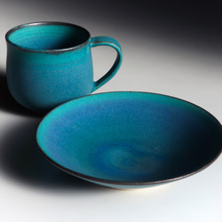 綠松石杯子和碟子 第2張的照片