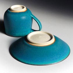 綠松石杯子和碟子 第3張的照片