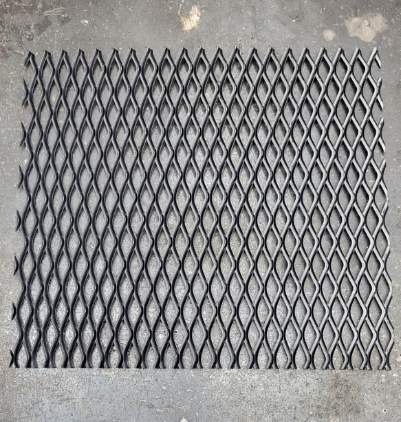220×250㎜　エキスパンドメタル　金網　鉄網　BBQ　網 1枚目の画像