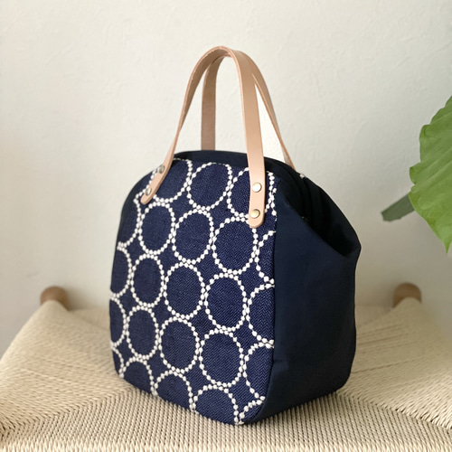 ミナペルホネン　鞄 ⚮̈ミナペルホネン tambourine navy まるっこニュームバッグ