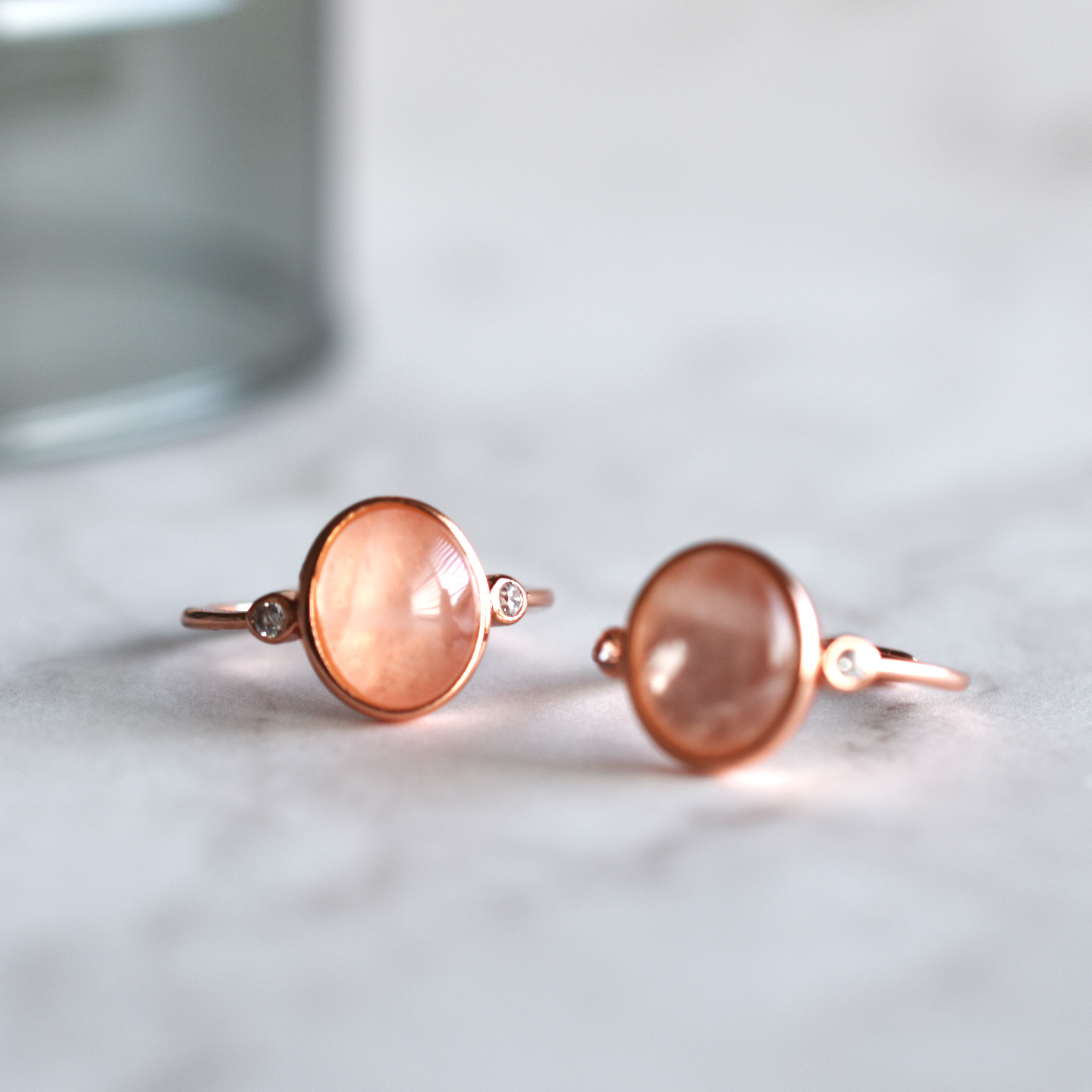 【残り3・フリーサイズ】大粒　ローズクォーツ　カボション　ピンクゴールドリング（指輪）