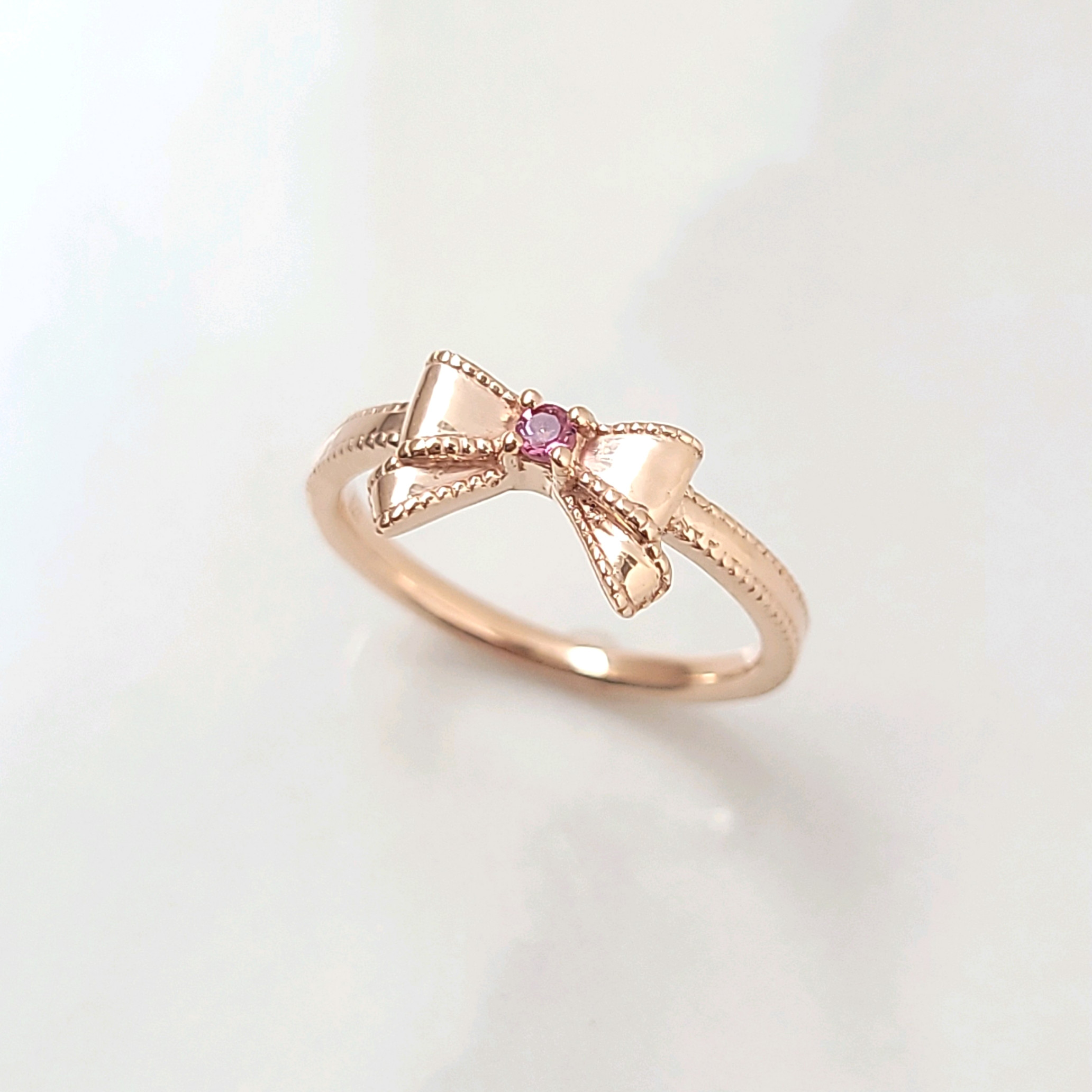 【誕生石が選べる】アンティーク風ミル打ちリボンリング　アメジスト(2月)アクアマリン(3月)