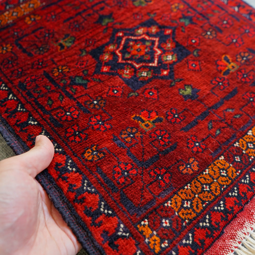 アフガニスタンカールモハマディ 120×75cm 手織り絨毯