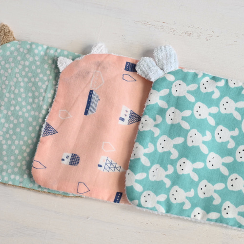 ピンク限定２枚✨猫ハンカチ ３つの願い✨ 限定3匹セット！！ネーム入れ、名入れ可♪miniタオルハンカチ