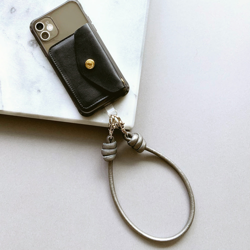 スマホストラップ】レザーコードハンドストラップ（シマーブラック
