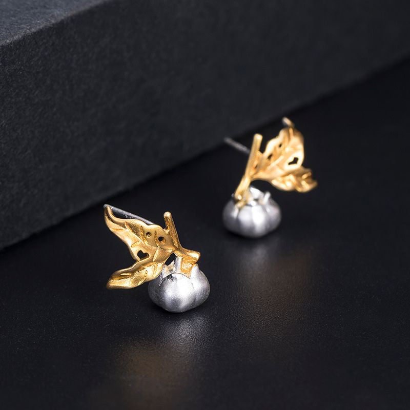 柿のピアス - 秋の季節を感じさせるデザイン P156