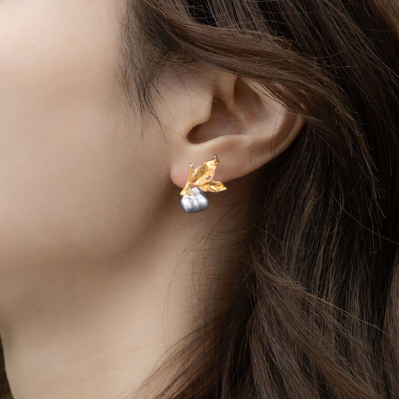 柿のピアス - 秋の季節を感じさせるデザイン P156