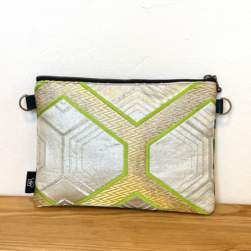 ストラップ有無選べる 今ならタッセル付き 着物帯リメイク ポーチ