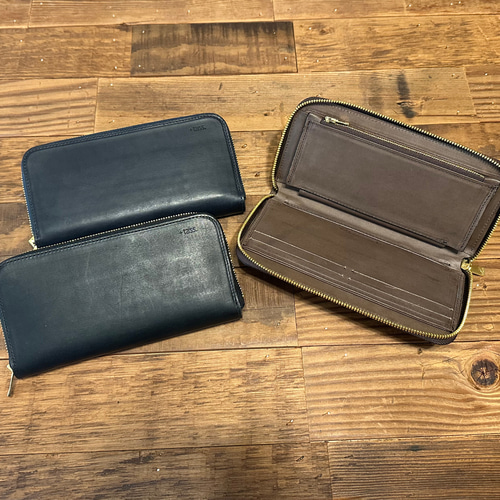 イタリアTempest社のレザーを使用したラウンドファスナー コインケース  