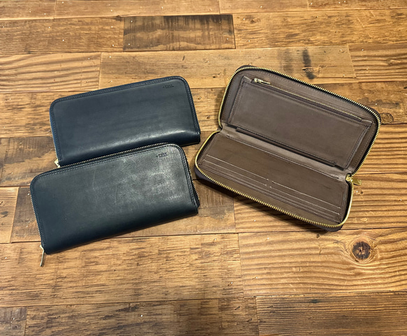 イタリアTempest社のレザーを使用したラウンドファスナー　コインケース：ファスナータイプ 不良の類では御座いません