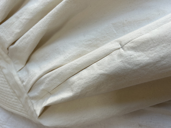 ワンショルダースカート 【一点モノ】大島紬 着物リメイク ギャザー スカート & スヌード 〜 四季 で心地良い 上質 絹 100% 〜 J1678501126(12870円)