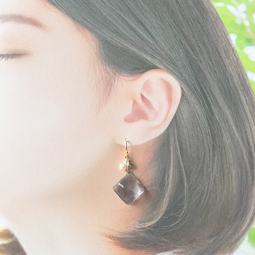 涼しげブルーのスクエアピアス ※イヤリング変更可 ピアス（フック