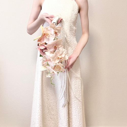完成品】パールxピンク胡蝶蘭ブーケ／花束 結婚式 前撮り ブーケ fleur