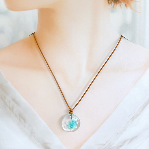 石垣島ガラスペンダント 水面 2408-1 ネックレス・ペンダント 石垣島の