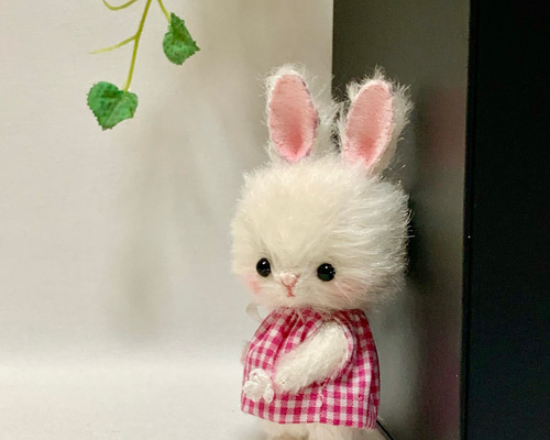 ハンドメイド　テディベア　シュタイフ布地　自作　手作り　うさぎ　たれみみ　9cm ハンドメイド テディベア シュタイフ布地 自作 手作り うさぎ たれみみ