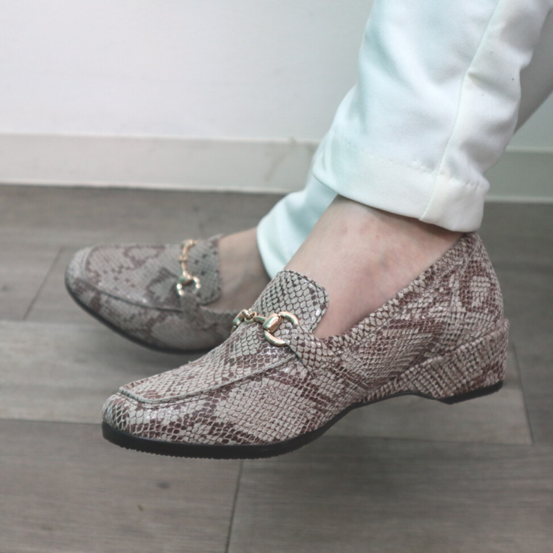 【天然皮革】オールパイソン柄デザイン・ビット付きローファー EEE