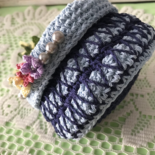 可愛い蓋付き小物入れ（水色）☆キャンディケース お菓子入れ 編み物