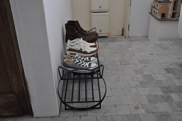 猫型シューズラック　アイアン　インダストリアル　靴収納　スリム　可愛い 