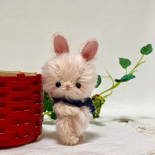 可愛いうさぎちゃん ピンク色 小さい子 テディベア シュタイフ