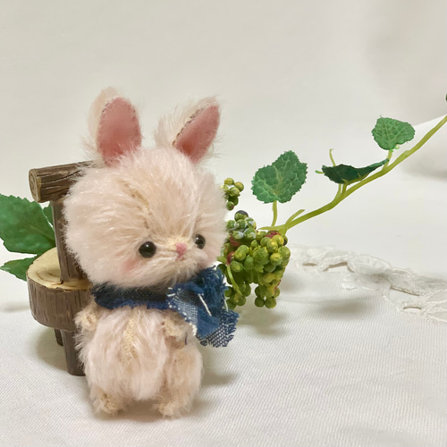 可愛いうさぎちゃん ピンク色 小さい子 テディベア シュタイフ