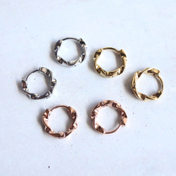 ☆大人気☆小さめ ワンタッチ つけっぱなしOK 錆びないステンレス【mini 中折れツイストフープ 3color】ピアス 10枚目の画像